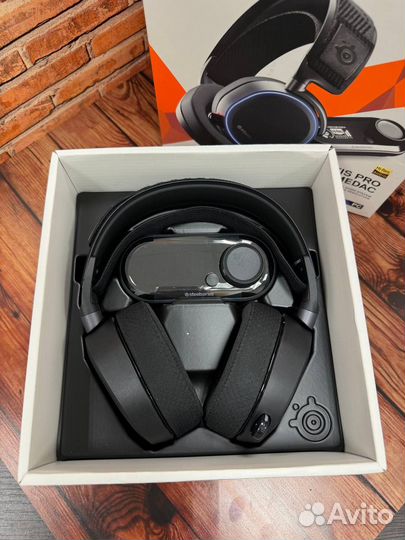 Игровые наушники SteelSeries Arctis Pro+Gamedac