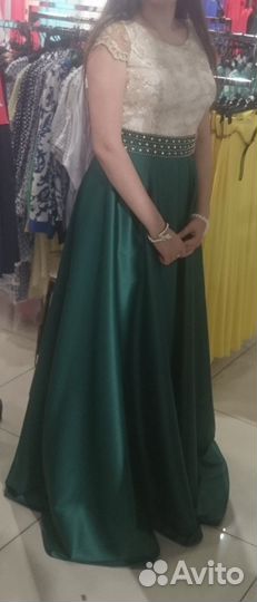 Вечернее платье