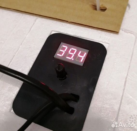 Инкубатор для яиц автоматический