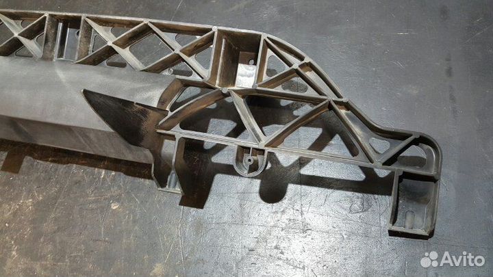 Кронштейн заднего бампера Audi Q7 4L 4.2 BAR 06