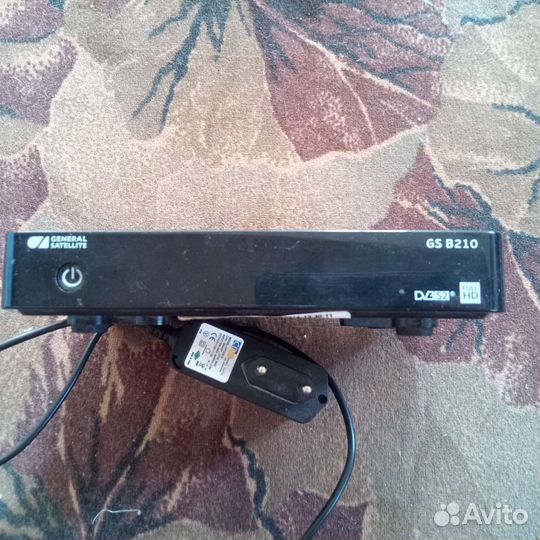 Ресивер триколор gs b210