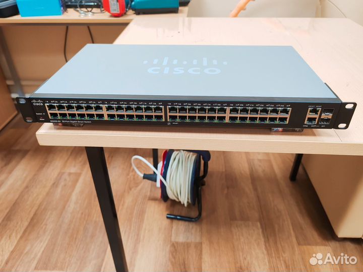 Сетевой коммутатор Cisco