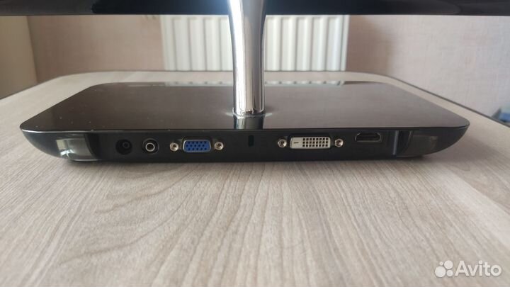 Монитор LG 1920x1080 IPS