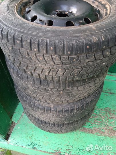 Dunlop SP Winter Ice 02 185/65 R15 88