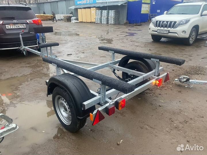Прицеп легковой 81771С.012 для лодки пвх
