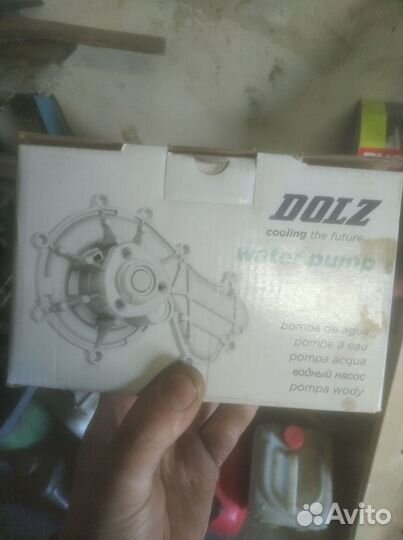 Помпа на volkswagen polo