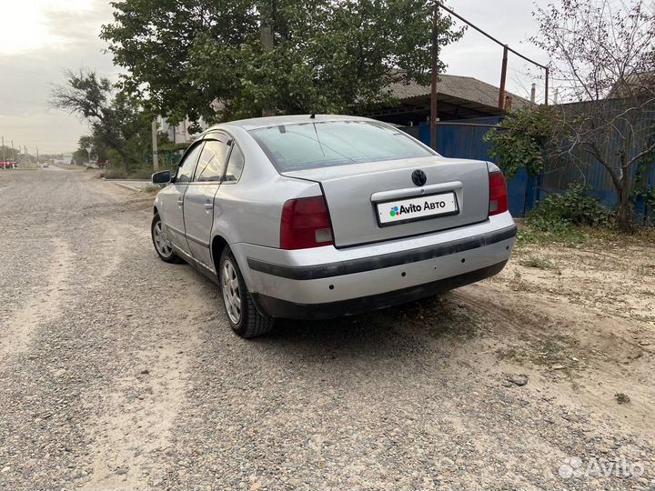 Volkswagen Passat 1.6 МТ, 1998, 158 318 км