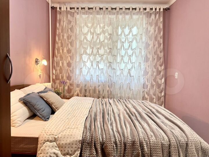 2-к. квартира, 54 м², 3/9 эт.