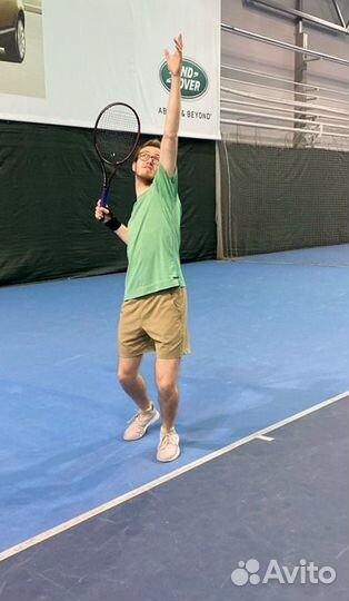 Тренер по большому теннису