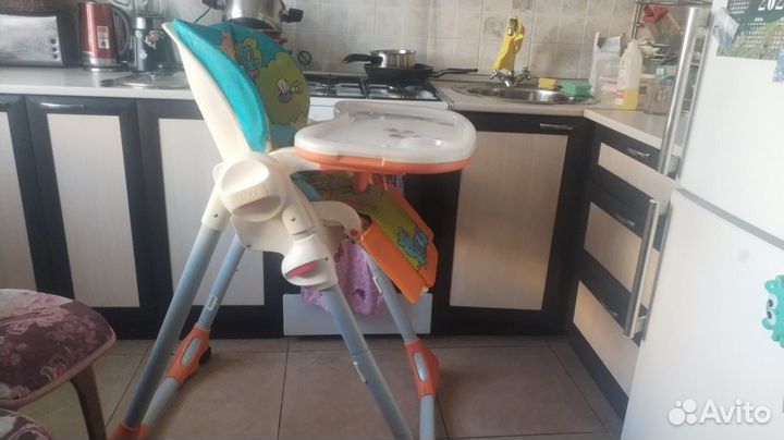 Детский стульчик для кормления Chicco Polly