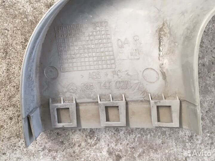 Обшивка багажника Mercedes W203 (3126)