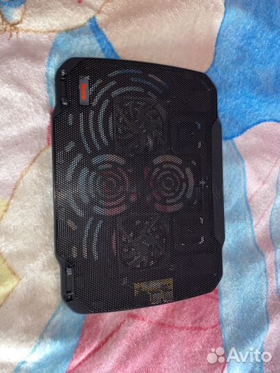 Подставка с охлаждением для ноутбука