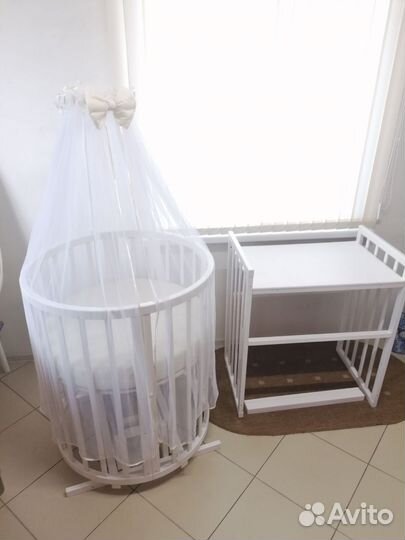 Детская кроватка трансформер с маятником