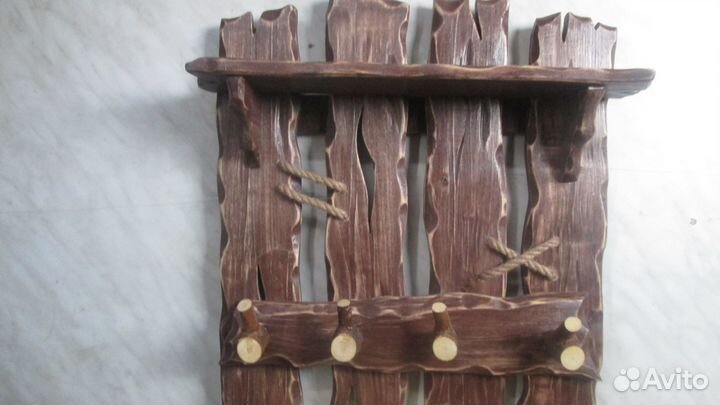 Вешалки и панно для бани