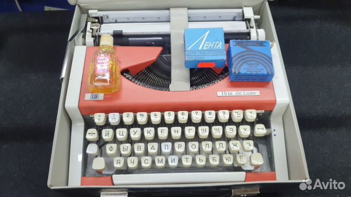 Пишущая машинка