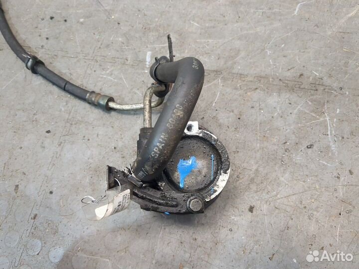 Гур Mitsubishi Carisma, 2003