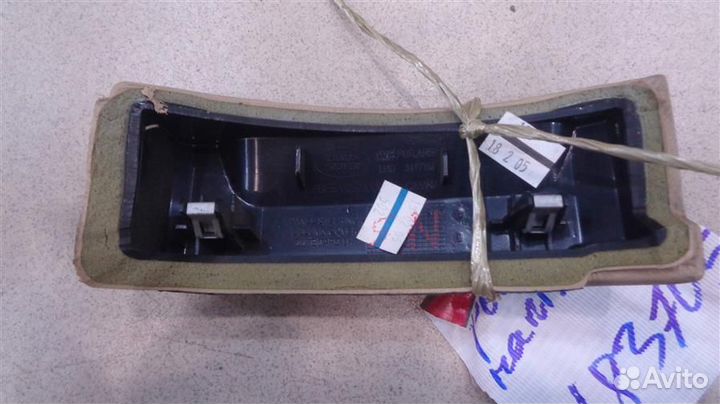 Накладка торпедо Land Rover Discovery 3 2004-2009