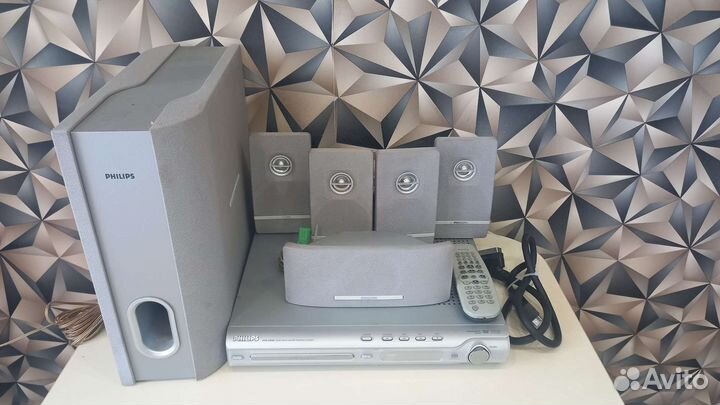 Домашний кинотеатр philips 5 1