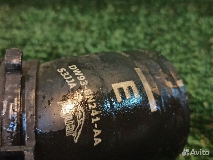 Патрубок охлаждения радиатора Jaguar Xj X351