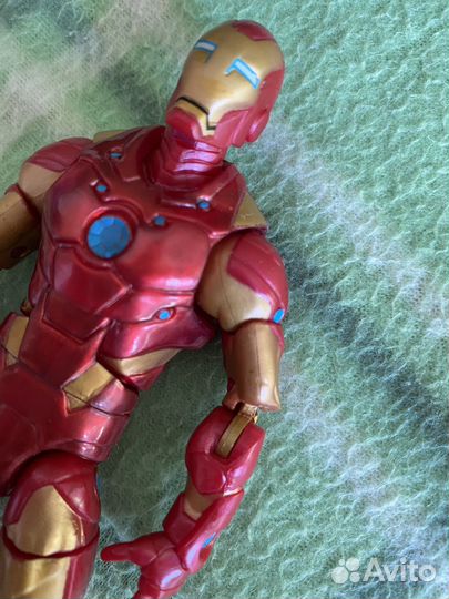 Marvel legends iron man