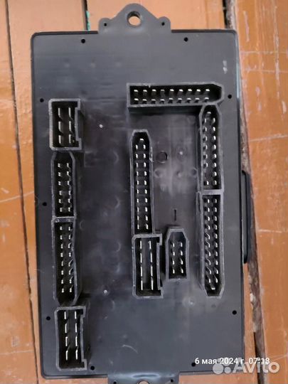 Монтажный блок в сборе реле и предохранителей ваз