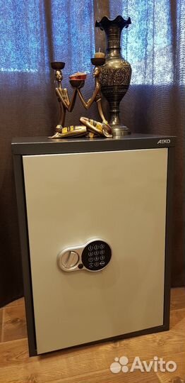Сейф aiko металлический Новый
