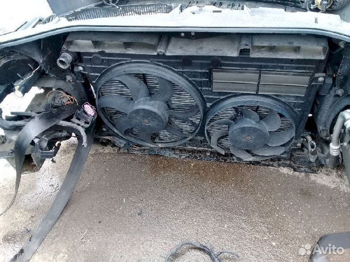 Радиатор охлаждения Volkswagen Passat b6 3C2 3C5
