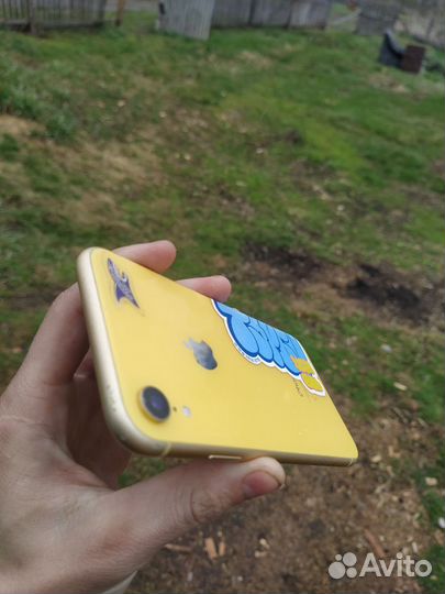 iPhone Xr, 64 ГБ