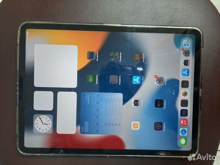 iPad Pro (11-дюймовый) 3-го поколения mhw53ru/A