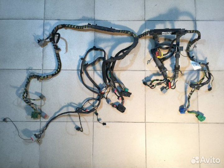 Проводка (коса) в торпедо Ford Fusion 2002-2012