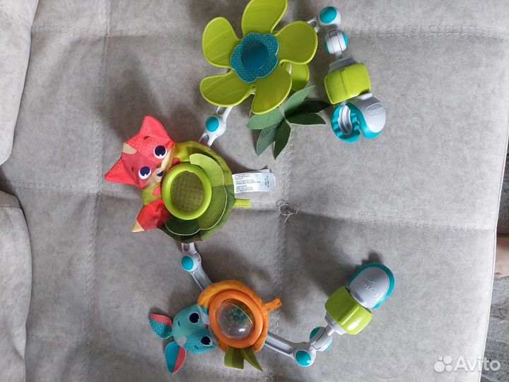 Развивающие игрушки tiny love