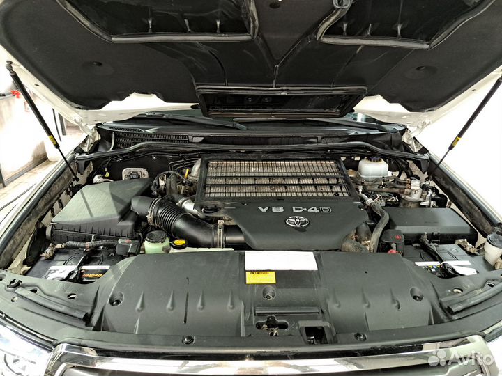 Toyota Land Cruiser 4.5 AT, 2013, 231 000 км