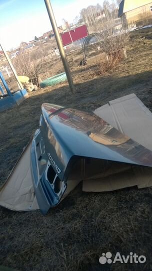 Крышка багажника с эмблемами Хонда Аккорд 7