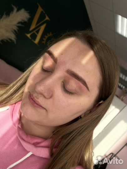 Мастер бровист