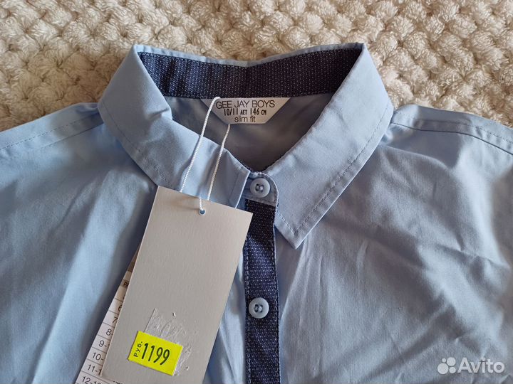 Рубашка голубая школьная