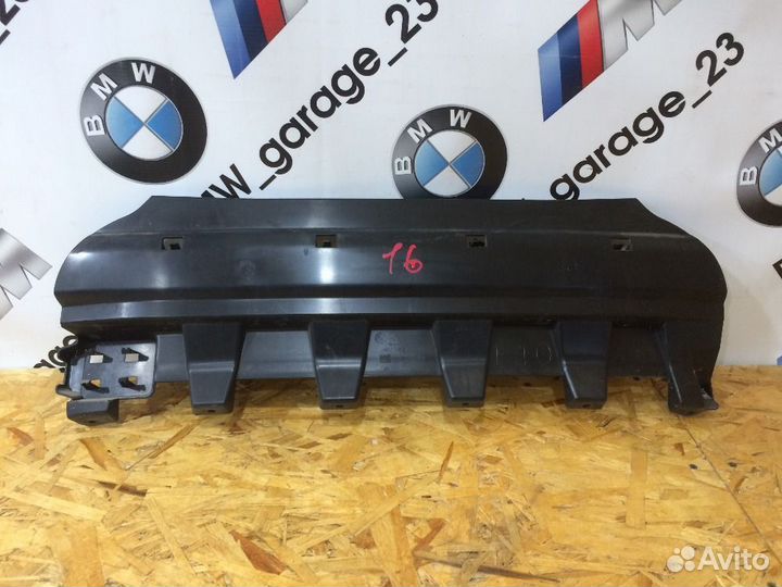 BMW F10 Крепление заднего бампера с Японии