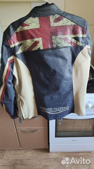 Мото куртка Triumph