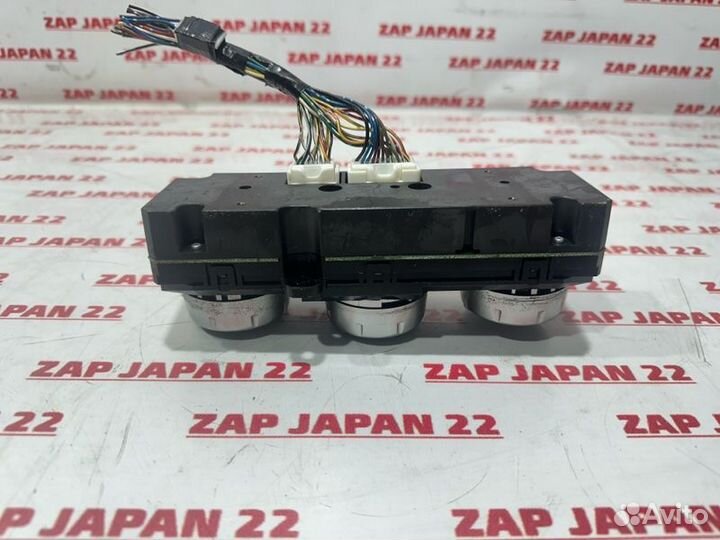 Блок управления климатом Mitsubishi L200 KB4T