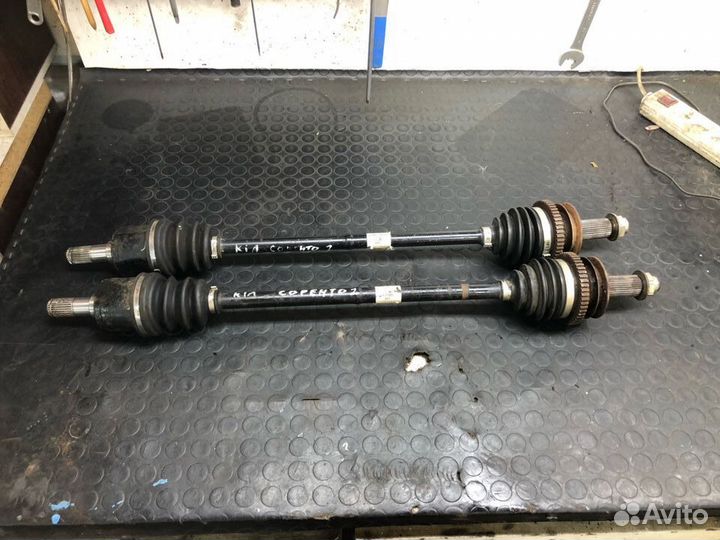 Привод задний Kia Sorento 2 XM 49600-2p002