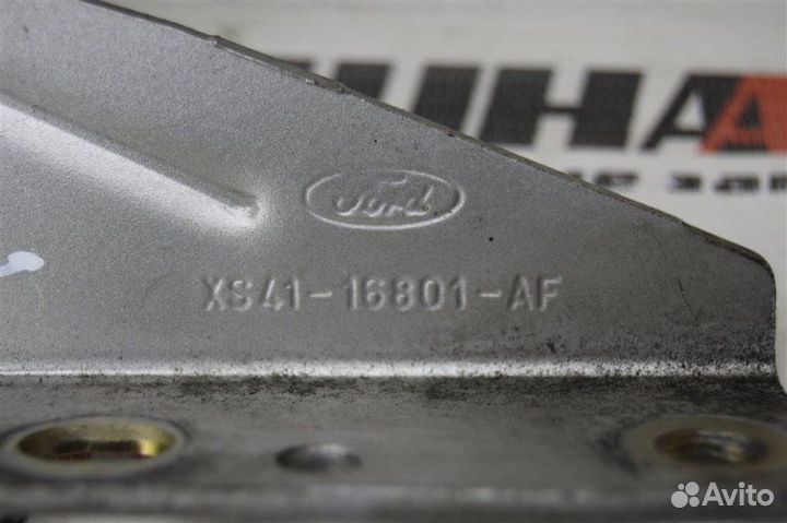 Петля капота левая Ford Focus 1 хэтчбек 1.6 fydb