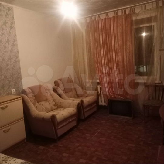 Комната 18 м² в 5-к., 3/5 эт.