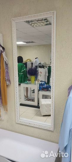 Продам шоурум женской и мужской одежды