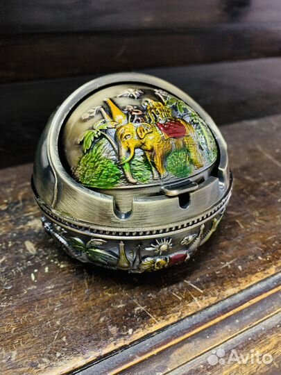 Пепельница бездымная в подарок