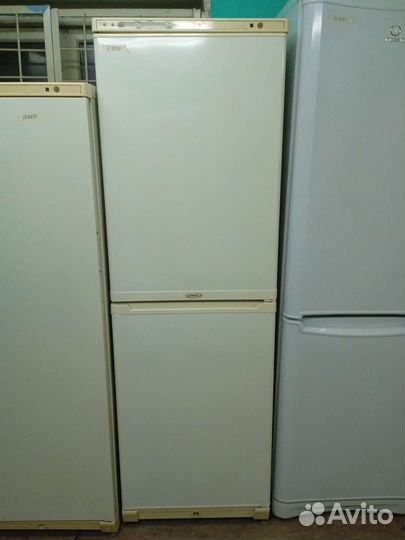 Холодильник бу Stinol