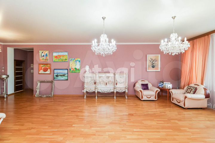 3-к. квартира, 145,4 м², 6/9 эт.