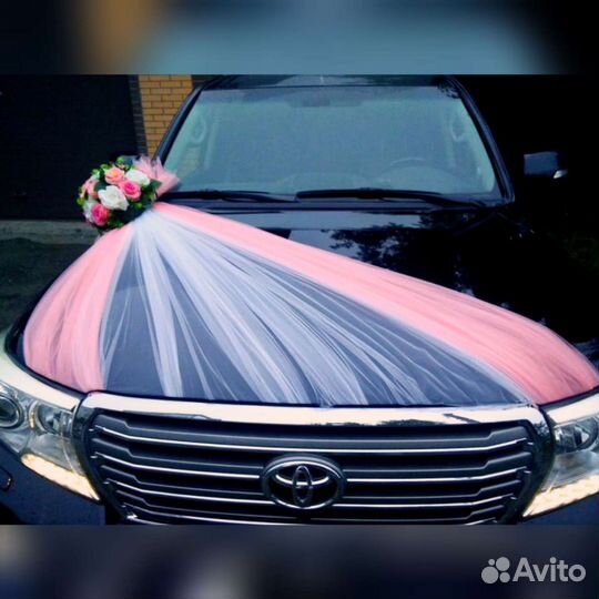 Свадебное украшение на автомобиль