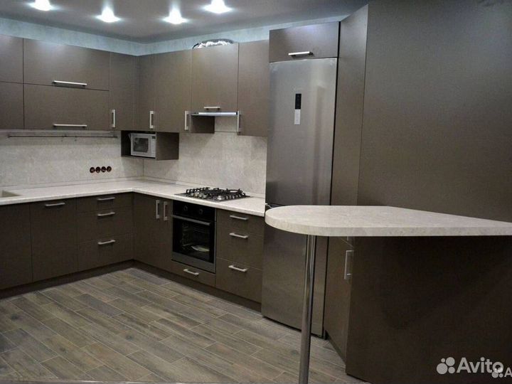 Кухонный гарнитур 