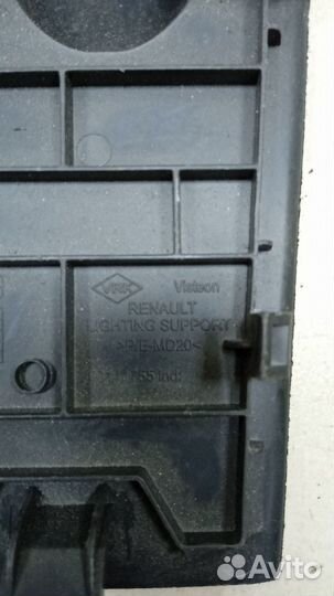 Плафон внутреннего освещения Renault Megane
