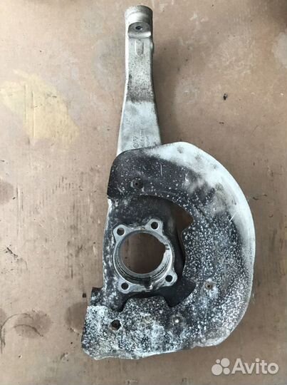 Поворотный кулак правый Порше Кайен 958(1286)