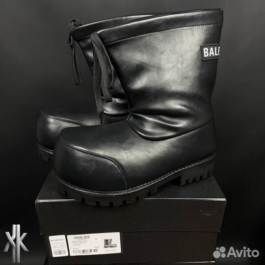 Balenciaga Alaska boots leather